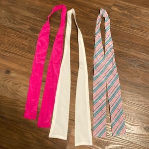 FREE GIFT with bundle - 100% silk tie set